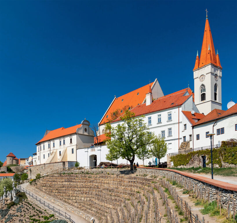 Putování po Česku vázanka 2025 - nástěnný kalendář