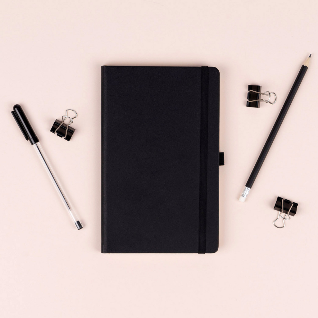 Notes černý tečkovaný