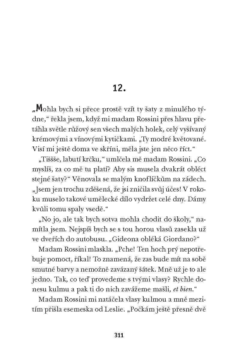 Modrá jako safír