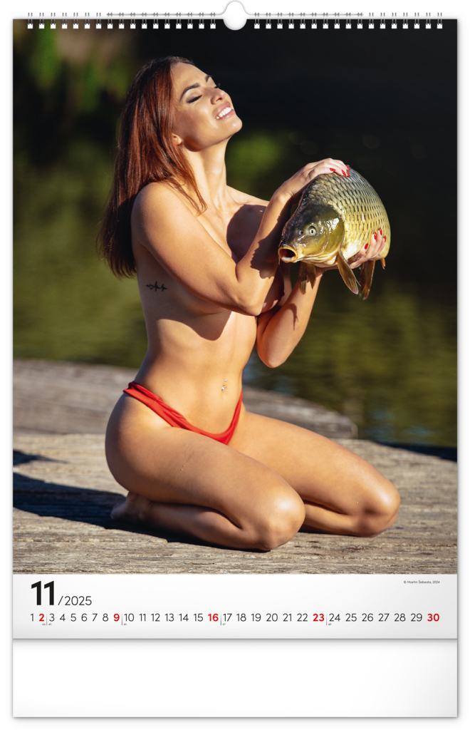 Girls and Carps 2025 - nástěnný kalendář