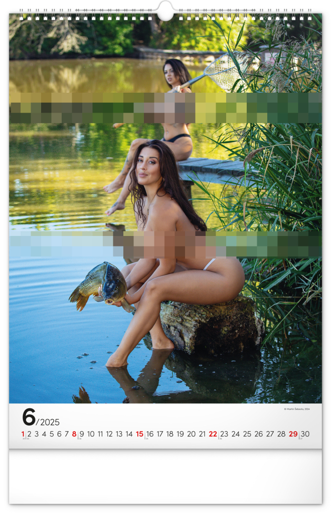 Girls and Carps 2025 - nástěnný kalendář