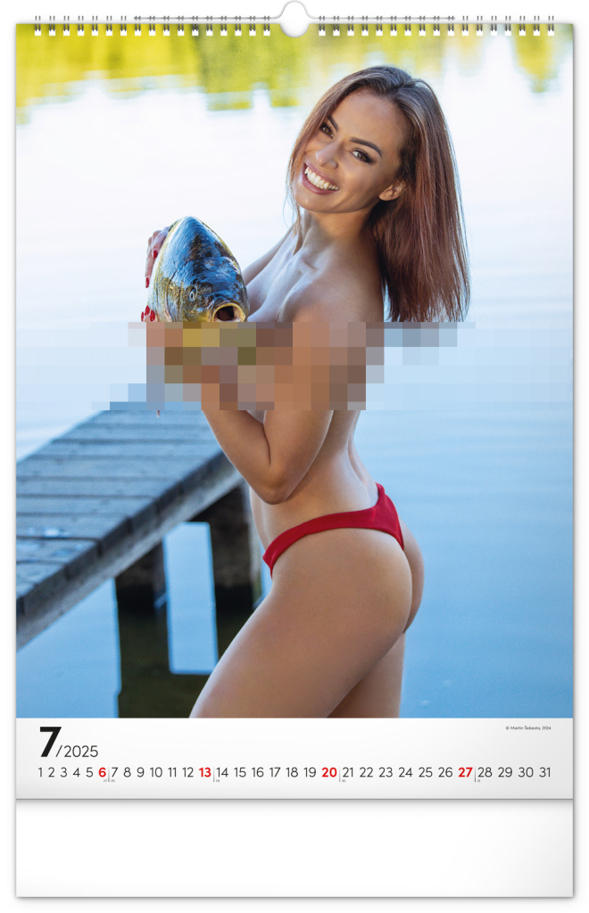 Girls and Carps 2025 - nástěnný kalendář