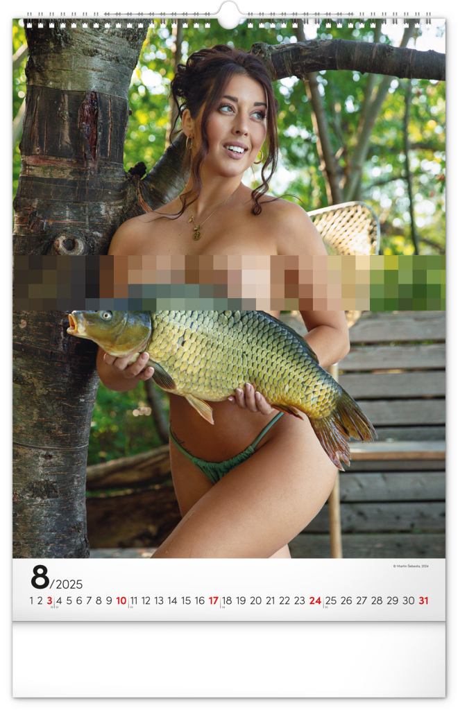 Girls and Carps 2025 - nástěnný kalendář