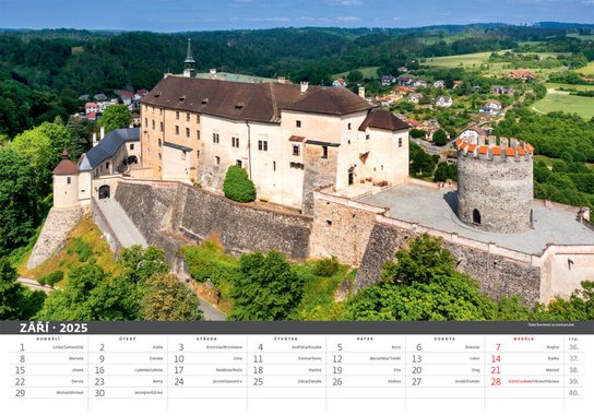Česko mezi oblaky 2025 - nástěnný kalendář