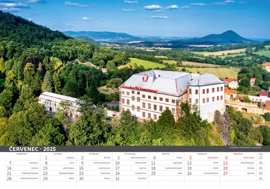 Česko mezi oblaky 2025 - nástěnný kalendář