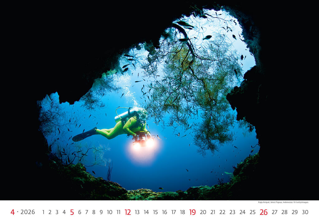 Deep Blue 2026 - nástěnný kalendář