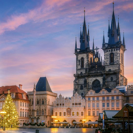 Poznámkový kalendář Praha 2027 - nástěnný kalendář