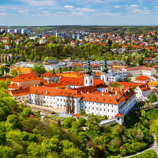 Poznámkový kalendář Praha 2027 - nástěnný kalendář
