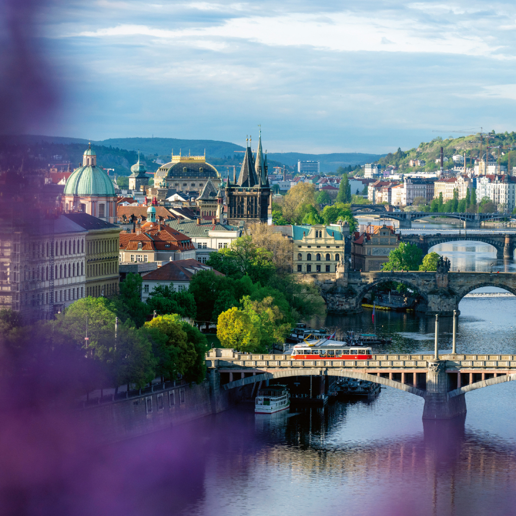 Poznámkový kalendář Praha 2027 - nástěnný kalendář