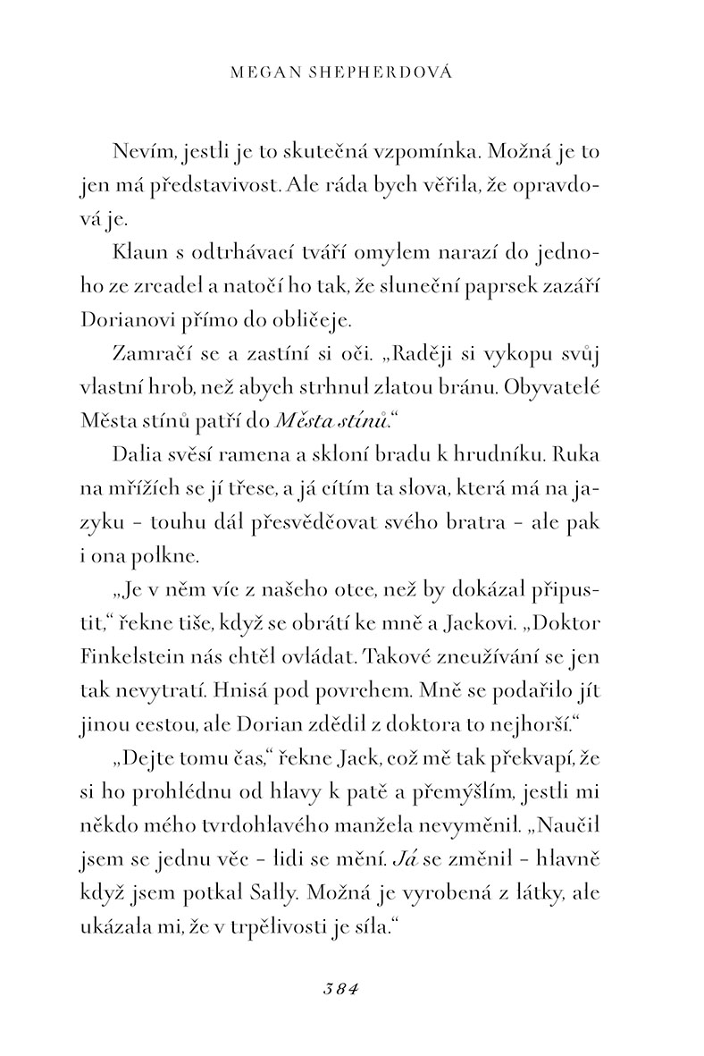Tim Burton Ukradené Vánoce - Stín nad Dýňovou královnou